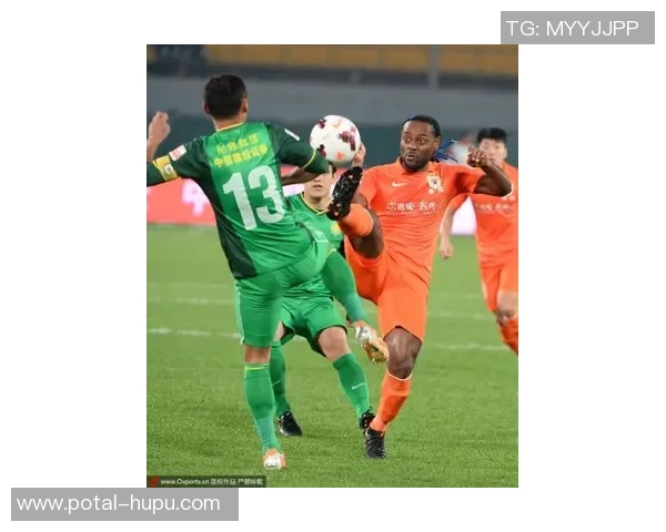 张玉宁在对阵拜仁的比赛中展现出色表现引发球迷热议 张玉宁在对阵拜仁的比赛中展现出色表现引发球迷热议